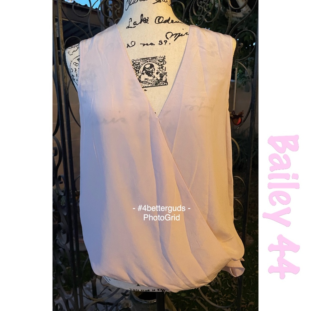 Bailey 44 Women 100% Silk Sleeveless Draped Blouse in Pale Blush Pink Size M